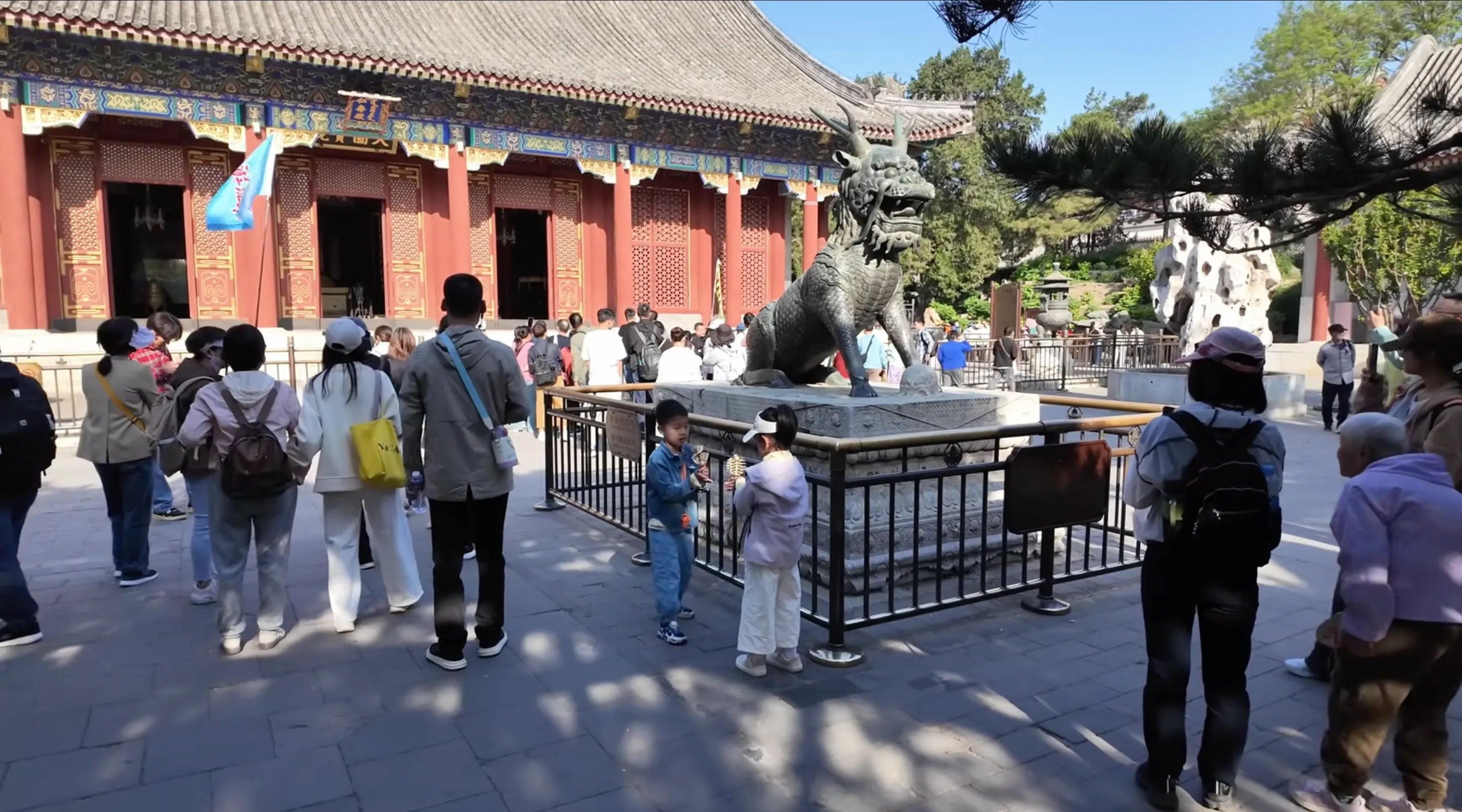 Long Corridor and lake view at Summer Palace